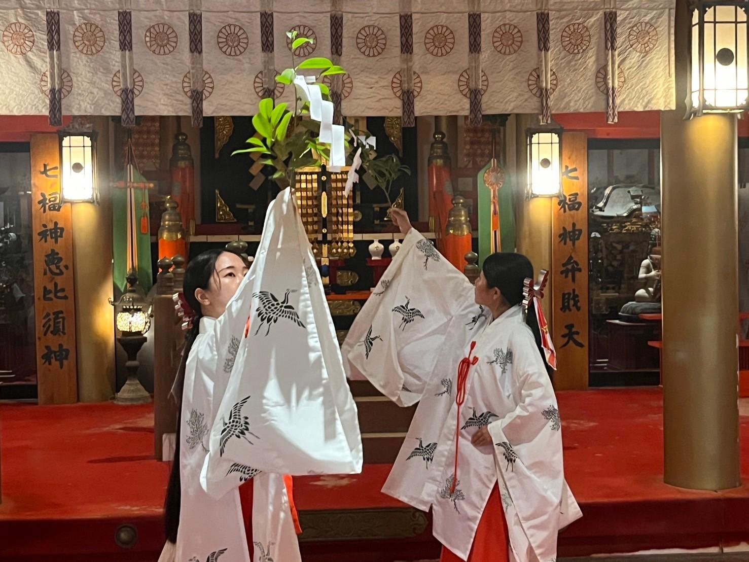 青島神社神楽-1