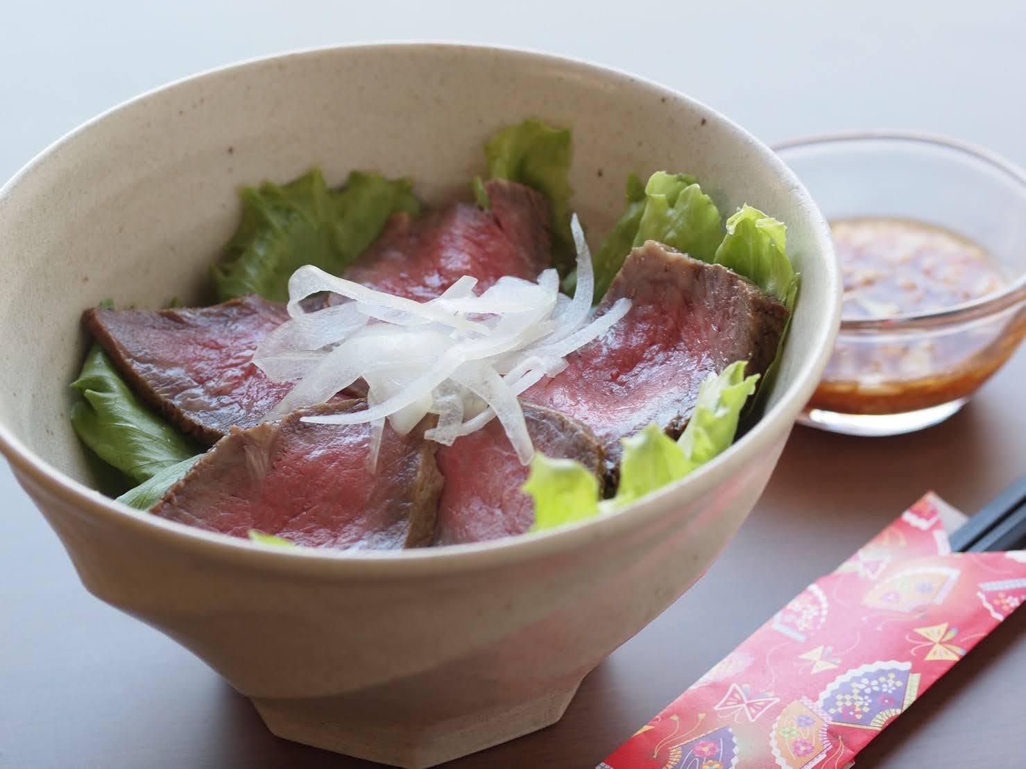 Lunch: Amano-iwato shrine gate street Konohana-1