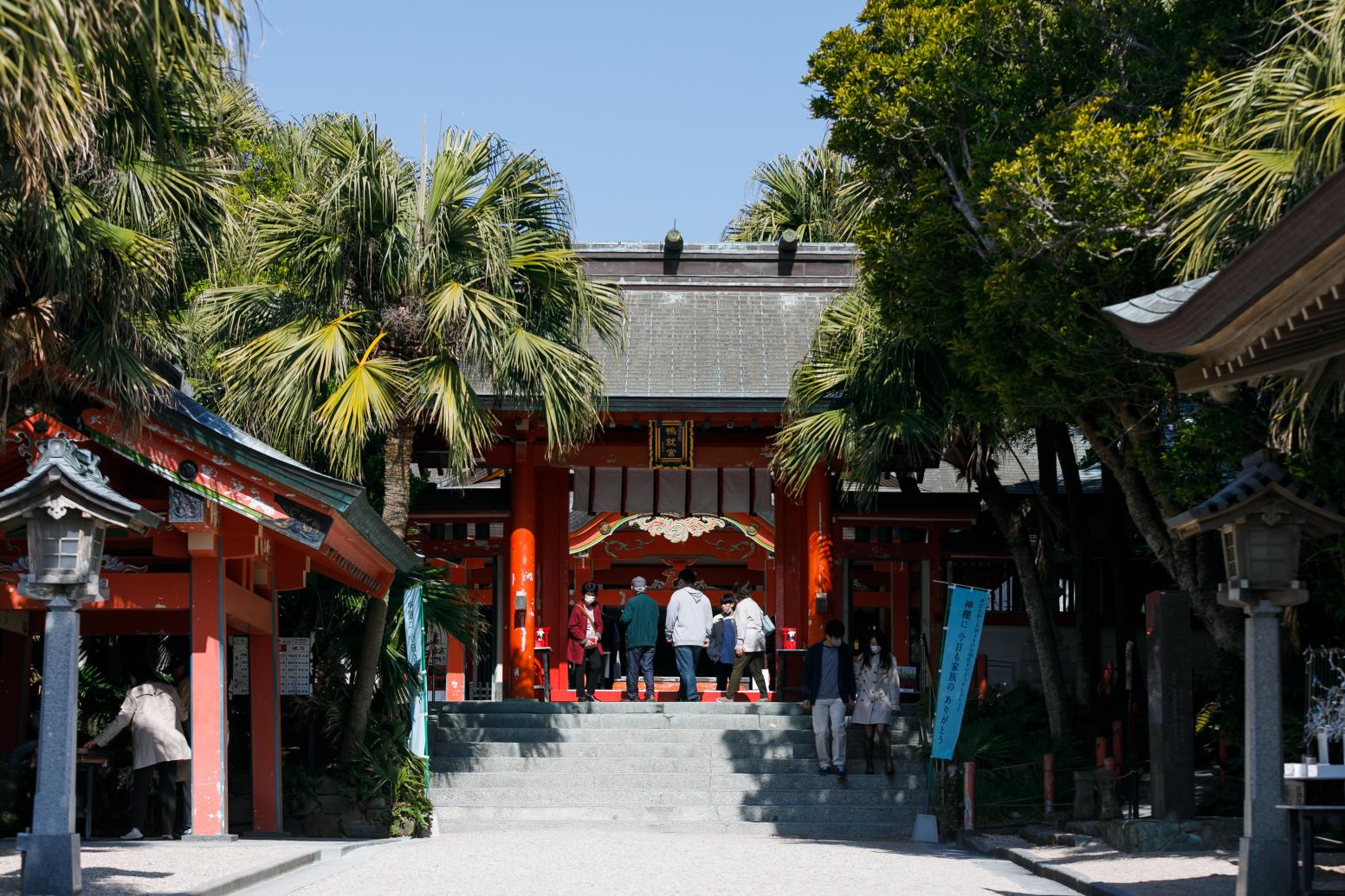 青島神社境内-1