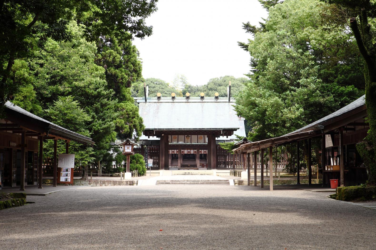 ・Miyazaki Shrine rest area-0