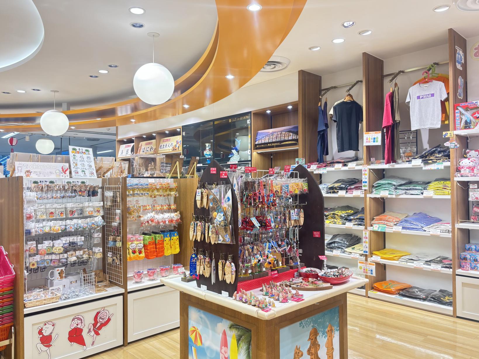 中山間地域の人気商品や工芸品、実演販売もあります！-2