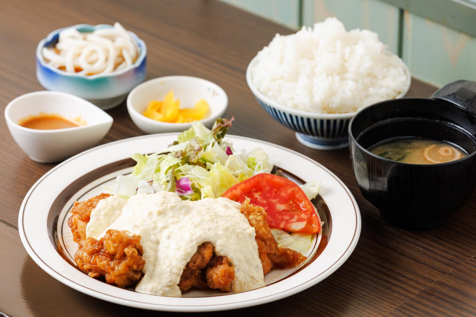 県産米や食材にこだわる人気食堂自慢の味をご賞味あれ-0