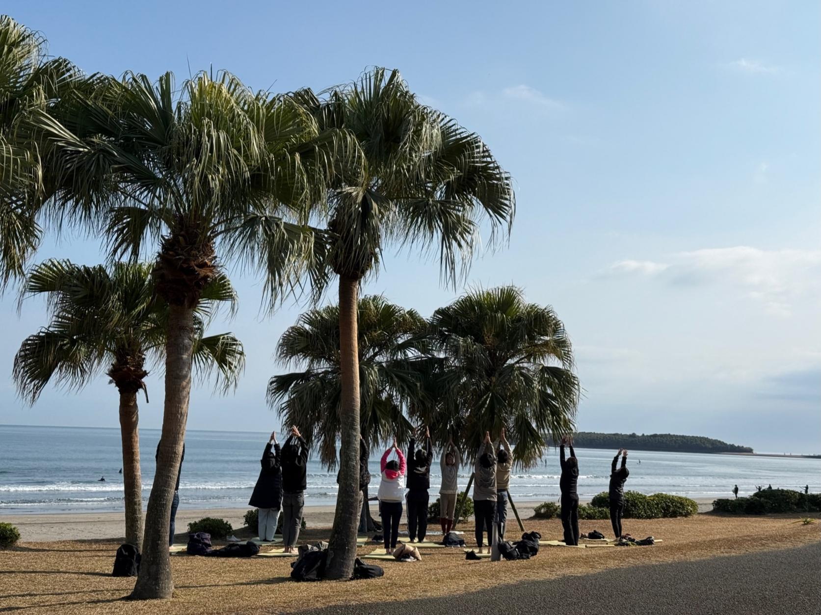 青島海岸｜地域がたどり着く、神話の海-1