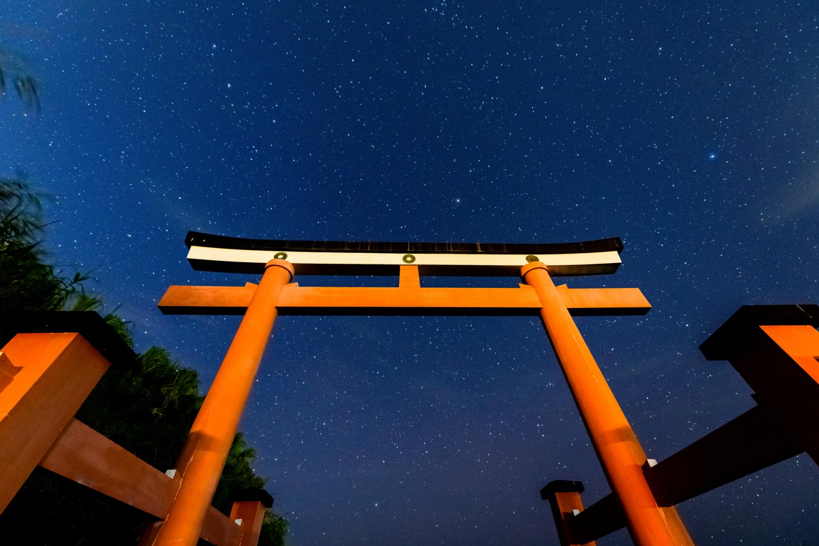青島から見上げる星空や幻想的な朝焼けを-0