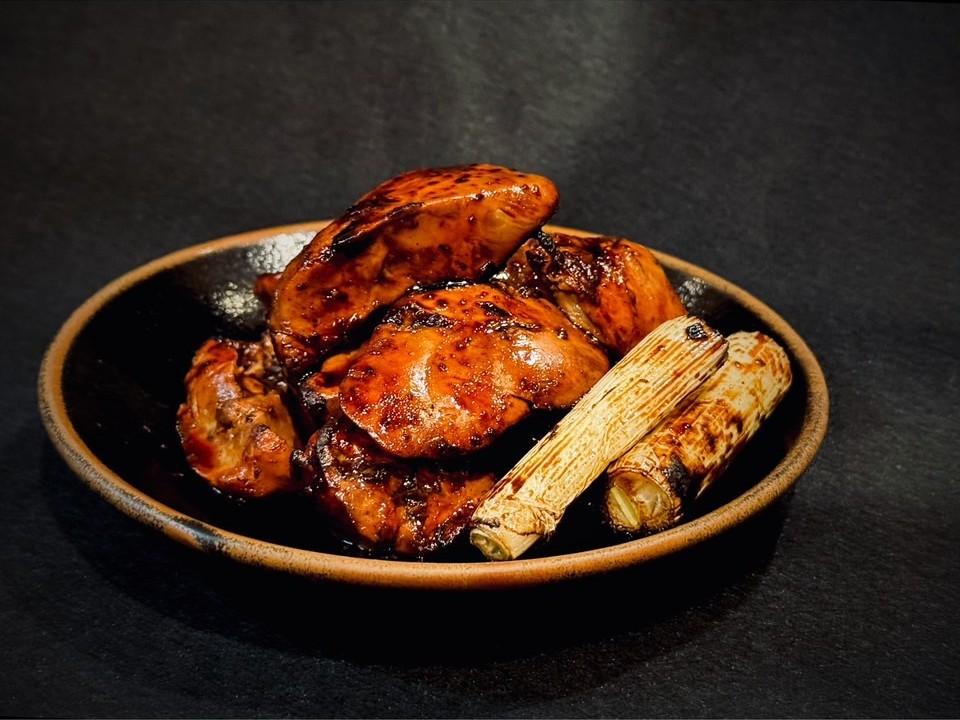 丸万焼鳥本店 | グルメ・みやげ | 【公式】宮崎市観光サイト